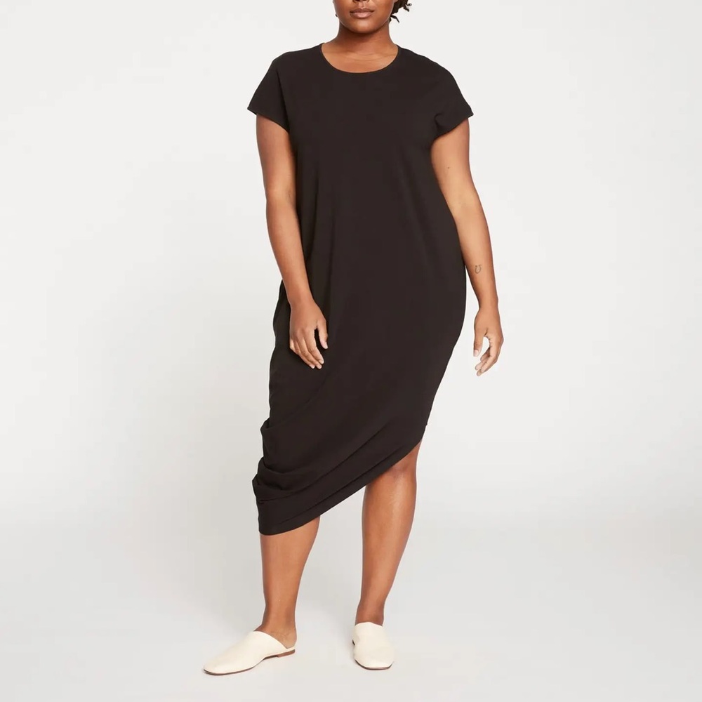 Universal Standard Geneva Dress in Black